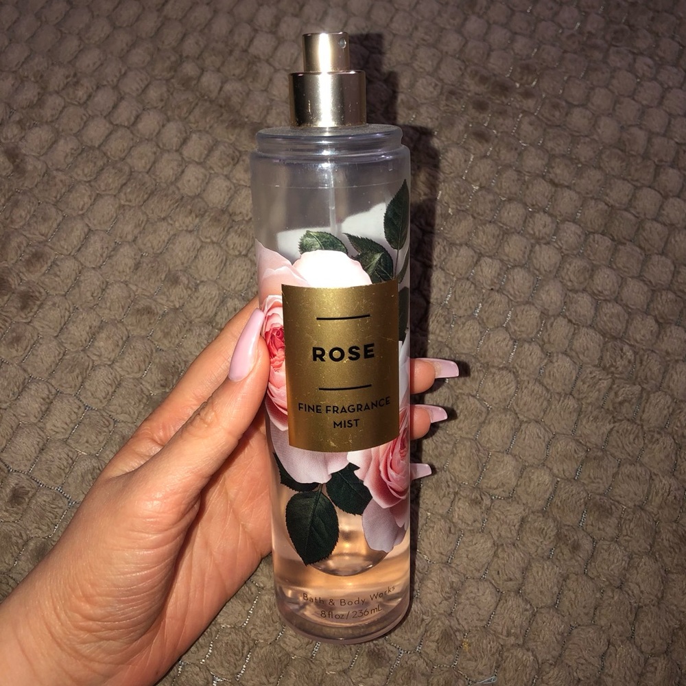 Rose perfume